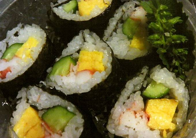 Easy Futomaki : Thick Sushi Rolls
